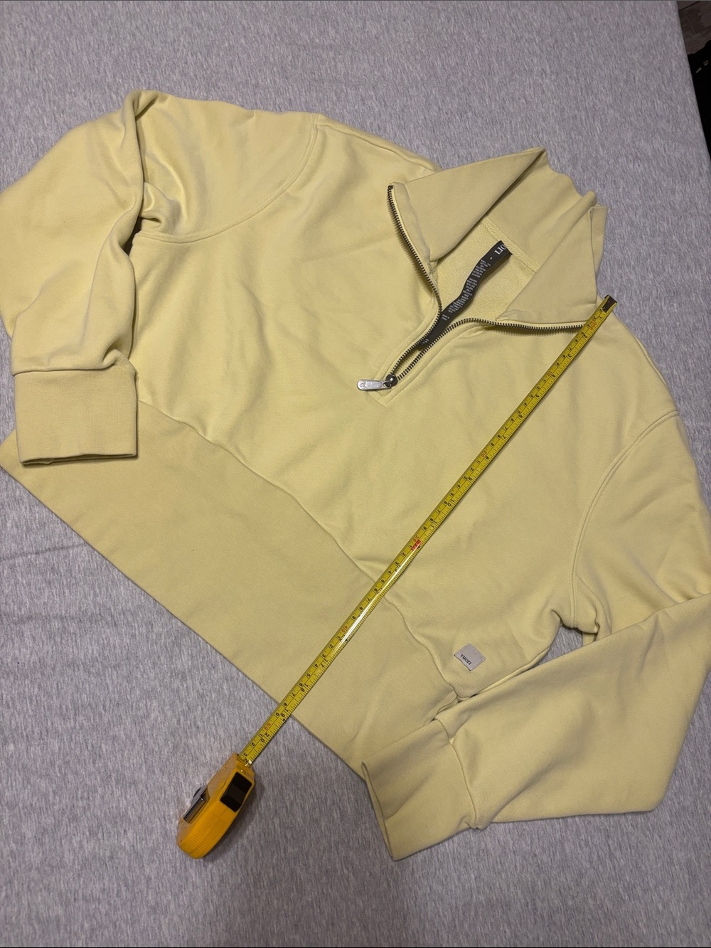 Vuori Pale Yellow Quarter-Zip Pullover Sweatshirt